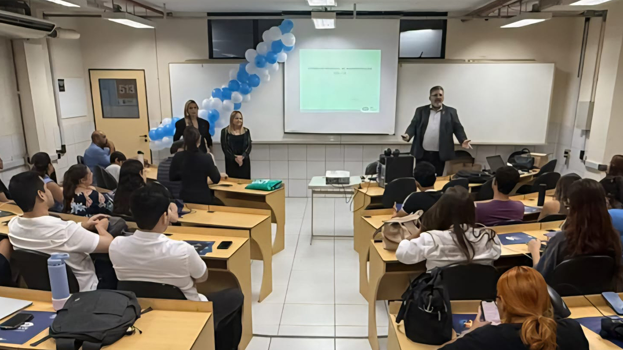 UNI7 celebra o Dia do Profissional de Administração com palestra especial